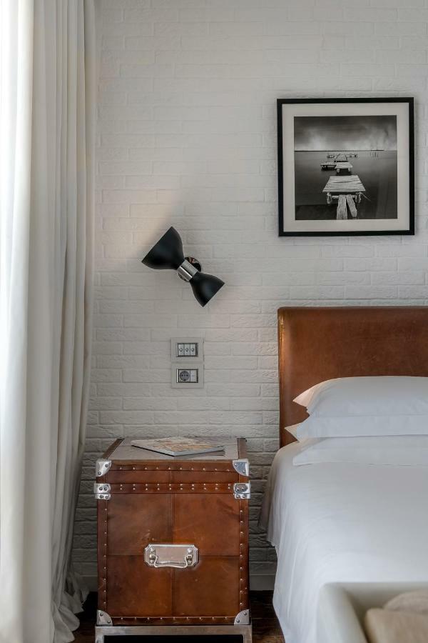 Deluxe Double Room,791909670:JPEG